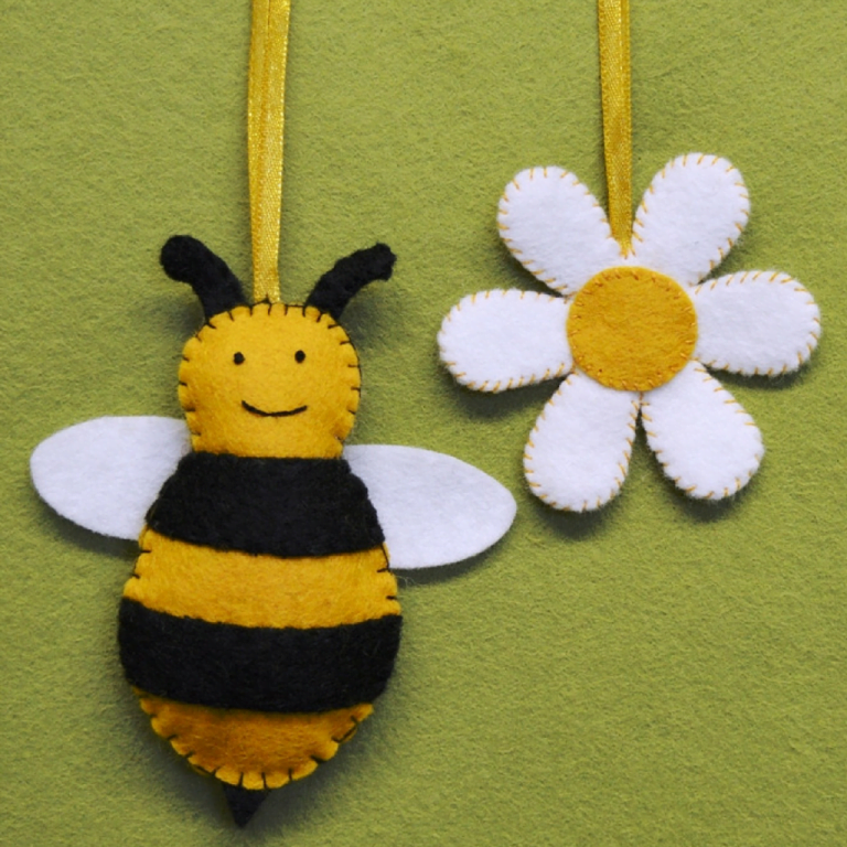 Bee And Flower Felt Mini Kit 